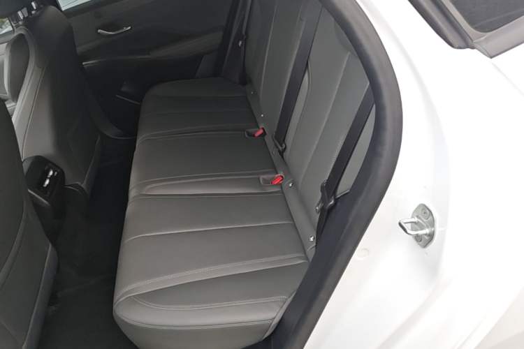 Used BYD Qin PLUS 2025 DM-i Smart Drive 55KM Leading Model Left Rear Seat