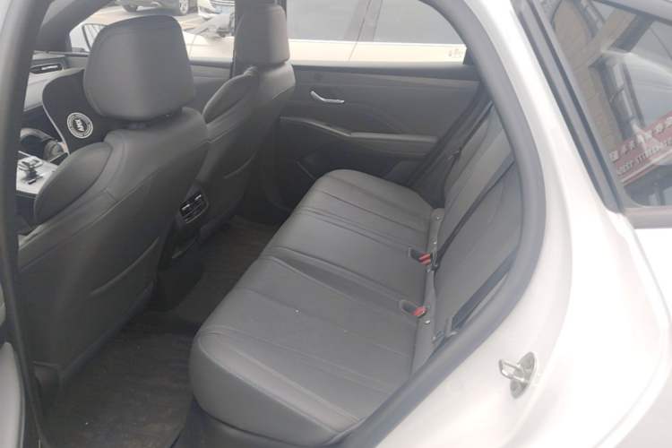 Used BYD Qin PLUS 2025 DM-i Smart Drive 55KM Leading Model Left Rear Seat