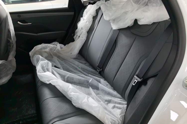 Used BYD Qin PLUS  Left Rear Seat