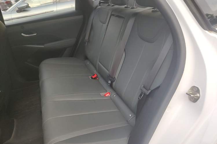 Used BYD Qin PLUS 2025 DM-i Smart Drive 120KM Superior Model Left Rear Seat