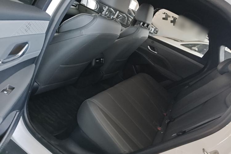 Used BYD Qin PLUS 2025 DM-i Smart Drive 55KM Leading Model Left Rear Seat