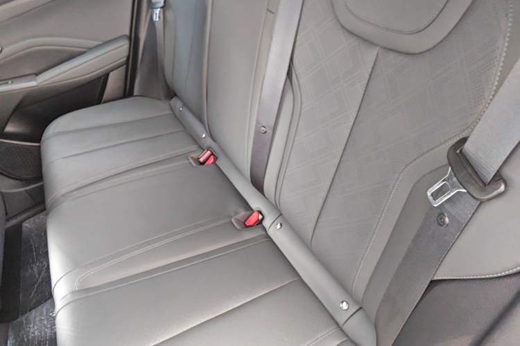 Used BYD Qin PLUS 2025 DM-i Smart Drive 55KM Leading Model Left Rear Seat
