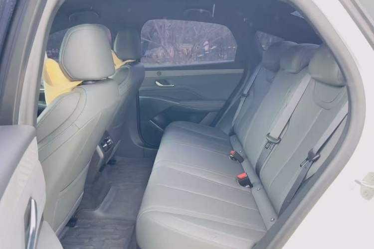 Used BYD Qin PLUS 2025 DM-i Smart Drive 55KM Leading Model Left Rear Seat