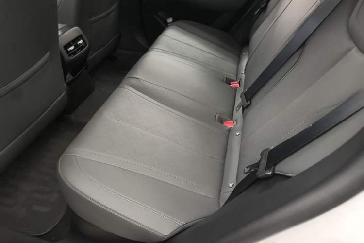 Used BYD Qin PLUS 2025 DM-i Smart Drive 55KM Leading Model Left Rear Seat