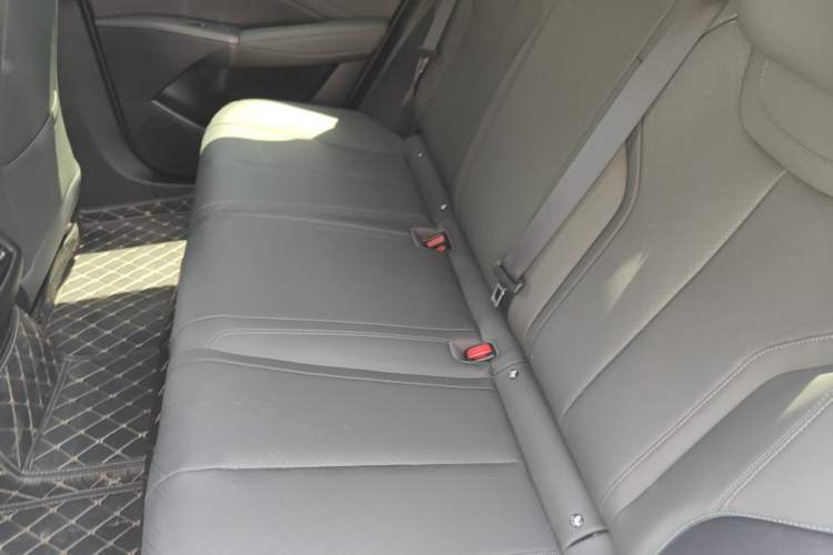 Used BYD Qin PLUS 2025 DM-i Smart Drive 55KM Leading Model Left Rear Seat