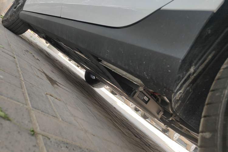 Used BYD Qin PLUS 2025 DM-i Smart Drive 55KM Leading Model Left Side Sill