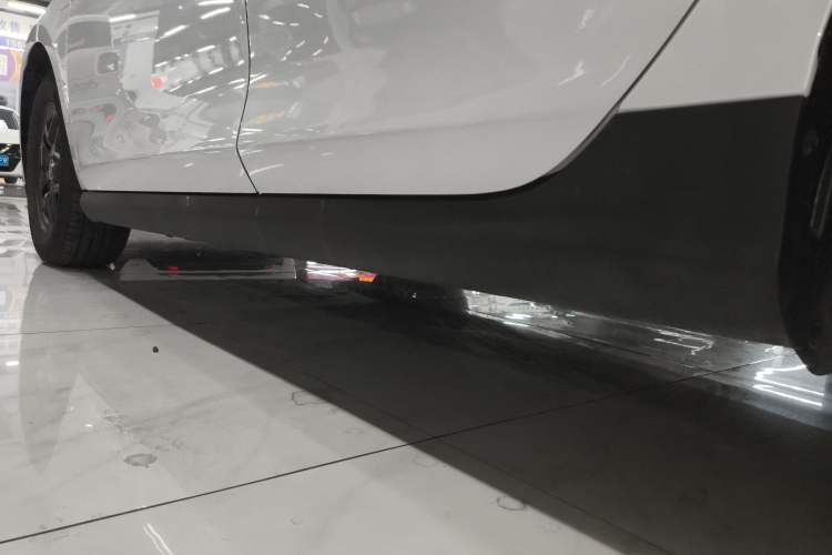 Used BYD Qin PLUS 2025 DM-i Smart Drive 55KM Leading Model Left Side Sill