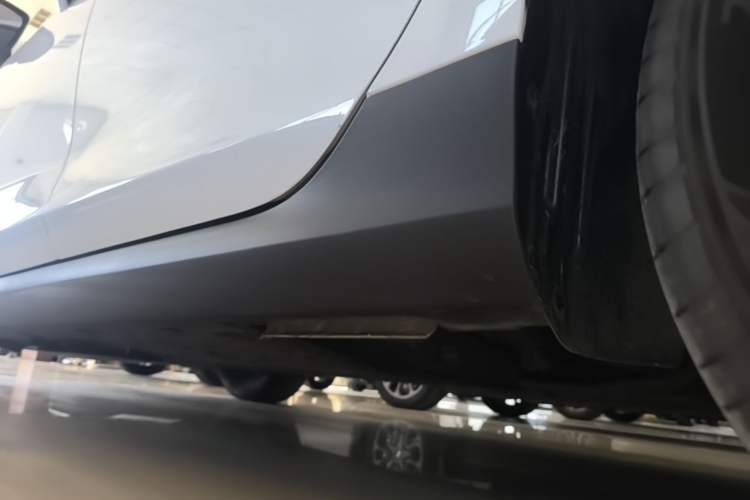 Used BYD Qin PLUS 2025 DM-i Smart Drive 55KM Leading Model Left Side Sill