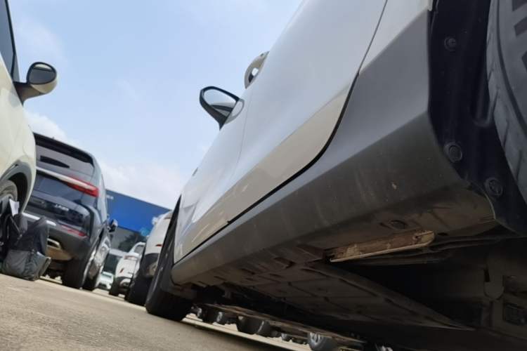 Used BYD Qin PLUS 2025 DM-i Smart Drive 55KM Leading Model Left Side Sill