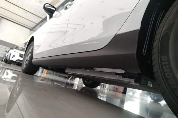 Used BYD Qin PLUS  Left Side Sill