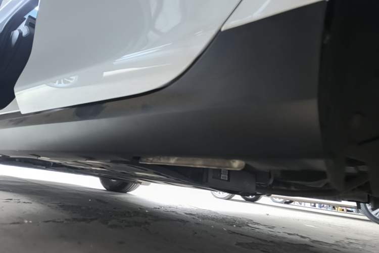 Used BYD Qin PLUS 2025 DM-i Smart Drive 55KM Leading Model Left Side Sill