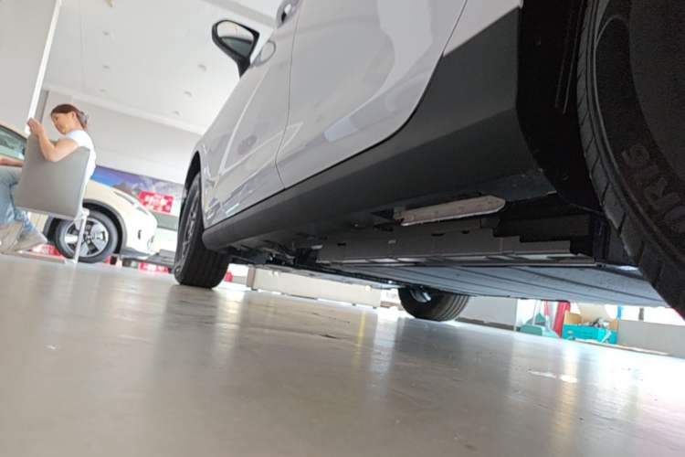 Used BYD Qin PLUS  Left Side Sill