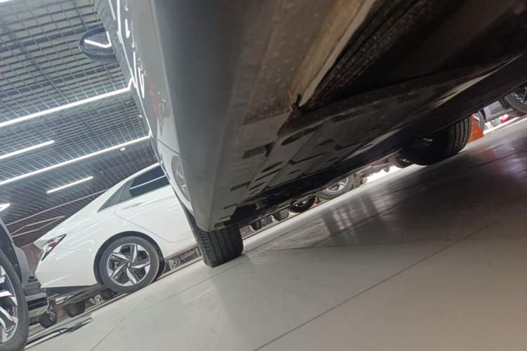 Used BYD Qin PLUS 2025 DM-i Smart Drive 55KM Leading Model Left Side Sill