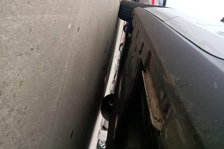Used BYD Qin PLUS 2025 DM-i Smart Drive 55KM Leading Model Left Side Sill
