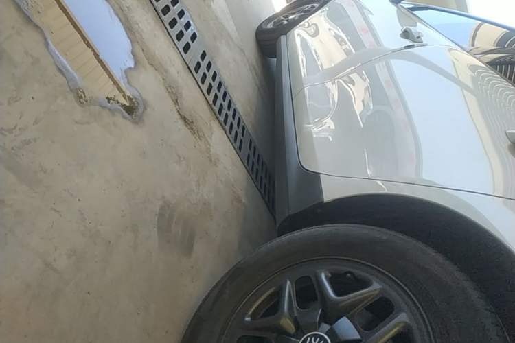Used BYD Qin PLUS 2025 DM-i Smart Drive 55KM Leading Model Left Side Sill
