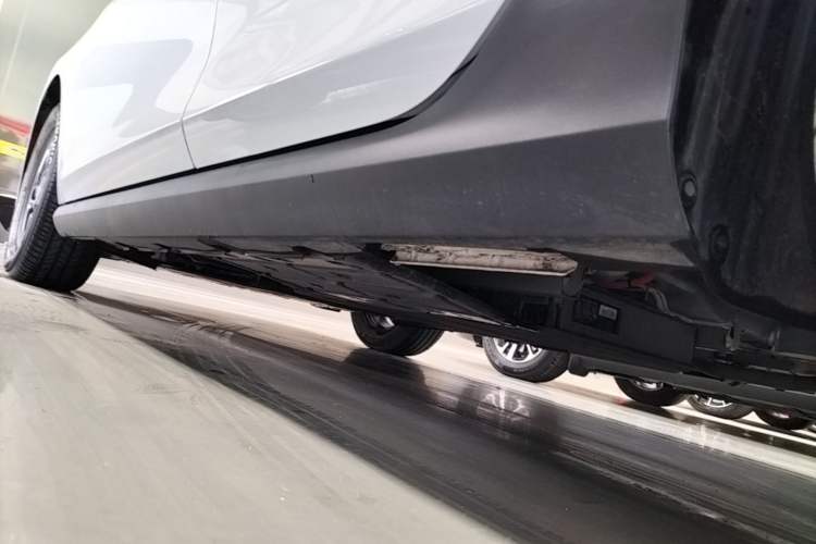 Used BYD Qin PLUS 2025 DM-i Smart Drive 55KM Leading Model Left Side Sill