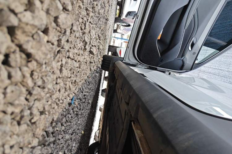Used BYD Qin PLUS 2025 DM-i Smart Drive 55KM Leading Model Left Side Sill