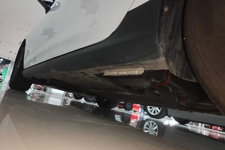 Used BYD Qin PLUS 2025 DM-i Smart Drive 55KM Leading Model Left Side Sill