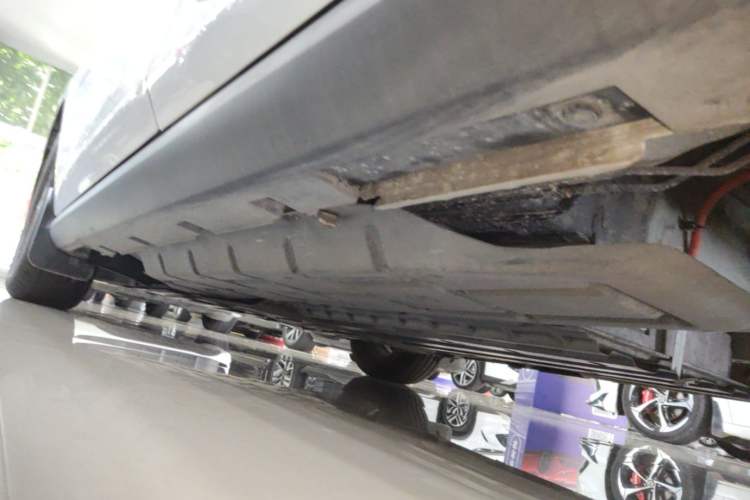 Used BYD Qin PLUS 2025 DM-i Smart Drive 55KM Leading Model Left Side Sill
