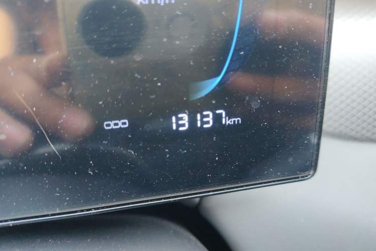 Used BYD Qin PLUS 2025 DM-i Smart Drive 55KM Leading Model Odometer Close Up