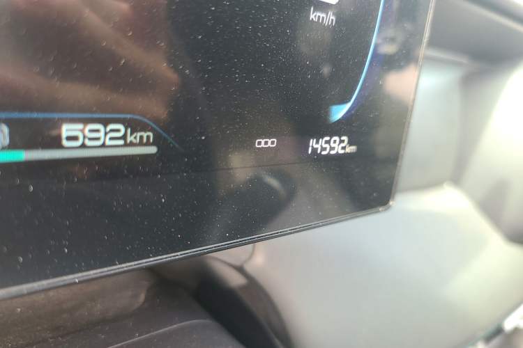 Used BYD Qin PLUS 2025 DM-i Smart Drive 55KM Leading Model Odometer Close Up