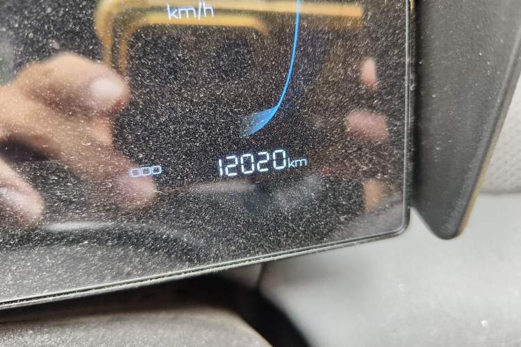 Used BYD Qin PLUS 2025 DM-i Smart Drive 55KM Leading Model Odometer Close Up