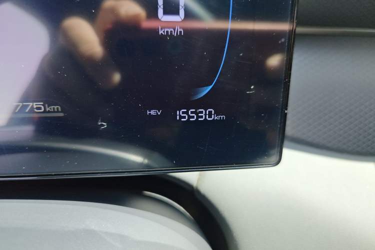 Used BYD Qin PLUS 2025 DM-i Smart Drive 55KM Leading Model Odometer Close Up