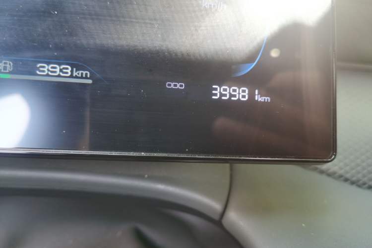 Used BYD Qin PLUS 2025 DM-i Smart Drive 55KM Leading Model Odometer Close Up