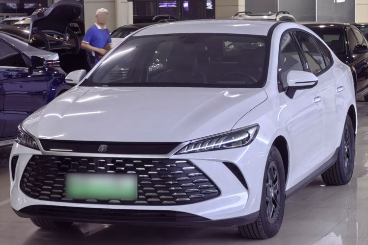 BYD Qin PLUS 2025 DM-i Smart Drive 55KM Leading Model