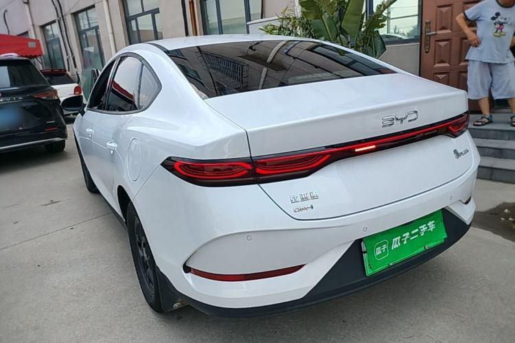 Used BYD Qin PLUS 2025 DM-i Smart Drive 55KM Leading Model Rear Left 45 Deg
