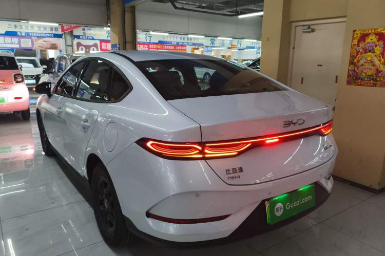 Used BYD Qin PLUS 2025 DM-i Smart Drive 55KM Leading Model Rear Left 45 Deg