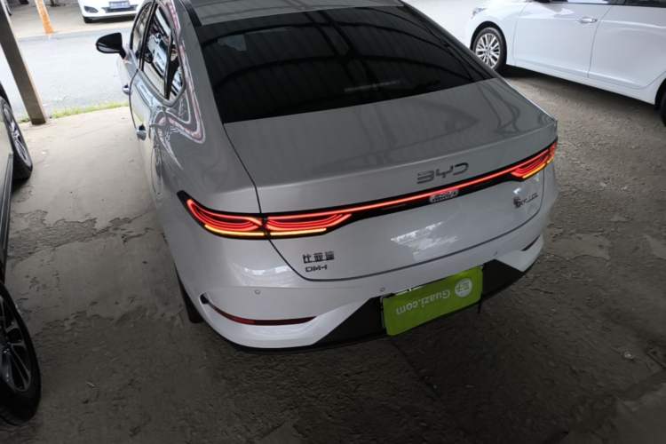 Used BYD Qin PLUS 2025 DM-i Smart Drive 55KM Leading Model Rear Left 45 Deg