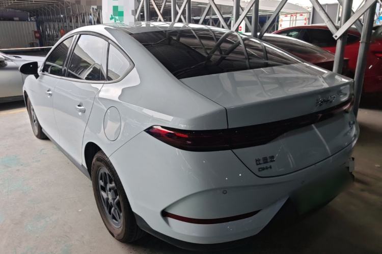 Used BYD Qin PLUS 2025 DM-i Smart Drive 55KM Leading Model Rear Left 45 Deg