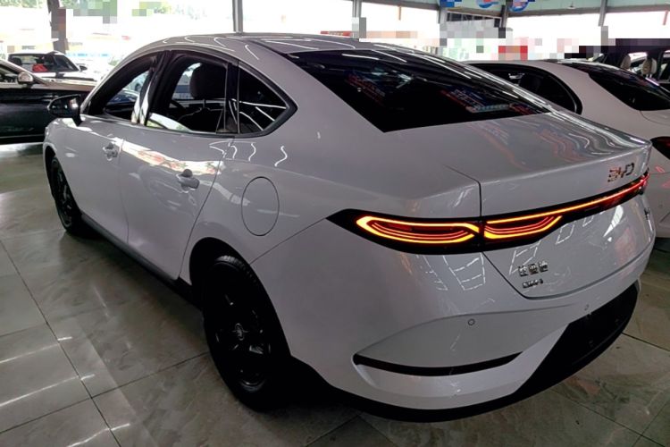 Used BYD Qin PLUS 2025 DM-i Smart Drive 55KM Leading Model Rear Left 45 Deg