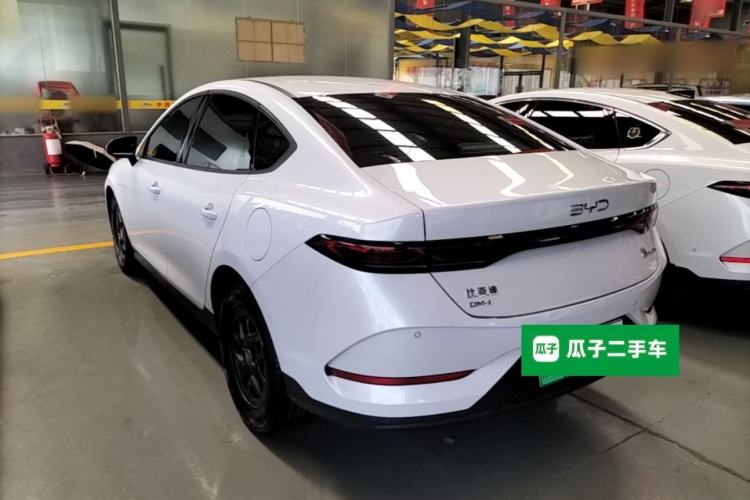 Used BYD Qin PLUS 2025 DM-i Smart Drive 55KM Leading Model Rear Left 45 Deg