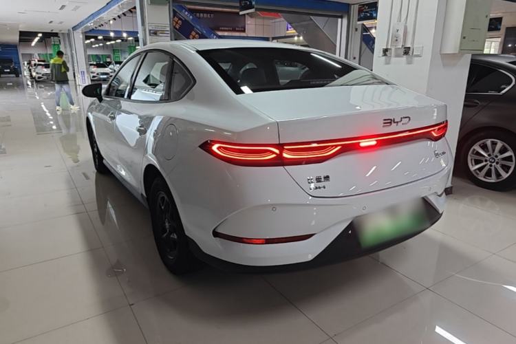 Used BYD Qin PLUS 2025 DM-i Smart Drive 55KM Leading Model Rear Left 45 Deg