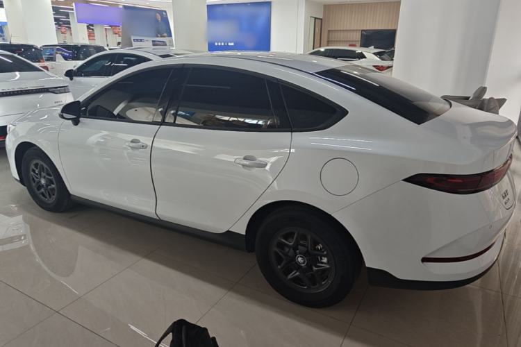 Used BYD Qin PLUS 2025 DM-i Smart Drive 55KM Leading Model Rear Left 45 Deg
