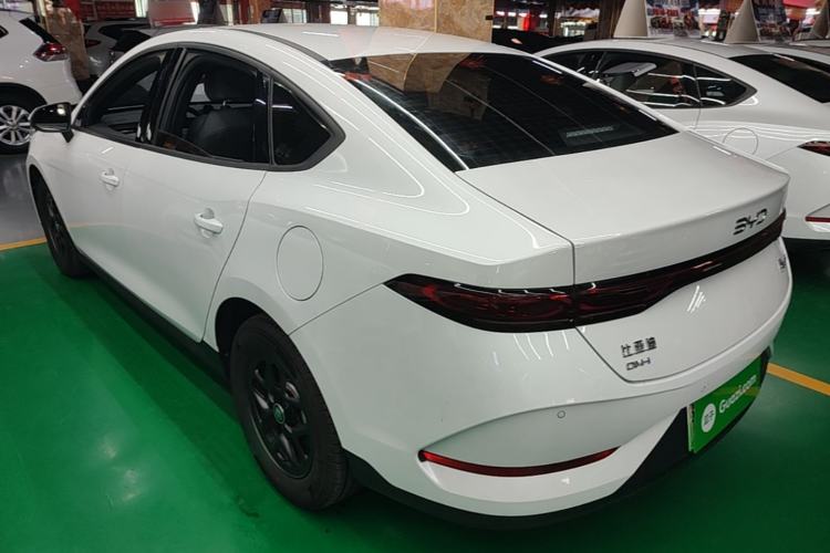 Used BYD Qin PLUS 2025 DM-i Smart Drive 55KM Leading Model Rear Left 45 Deg