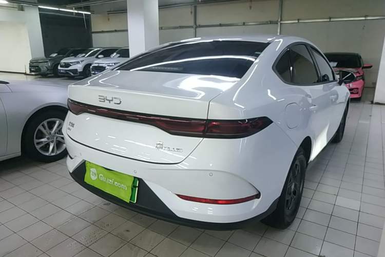 Used BYD Qin PLUS 2025 DM-i Smart Drive 55KM Leading Model Rear Right 45 Deg