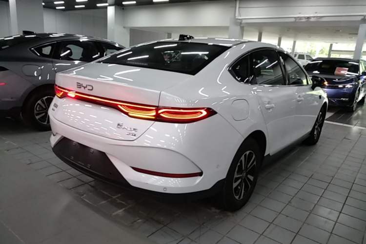 Used BYD Qin PLUS 2025 DM-i Smart Drive 120KM Superior Model Rear Right 45 Deg