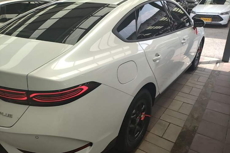Used BYD Qin PLUS 2025 DM-i Smart Drive 55KM Leading Model Rear Right 45 Deg