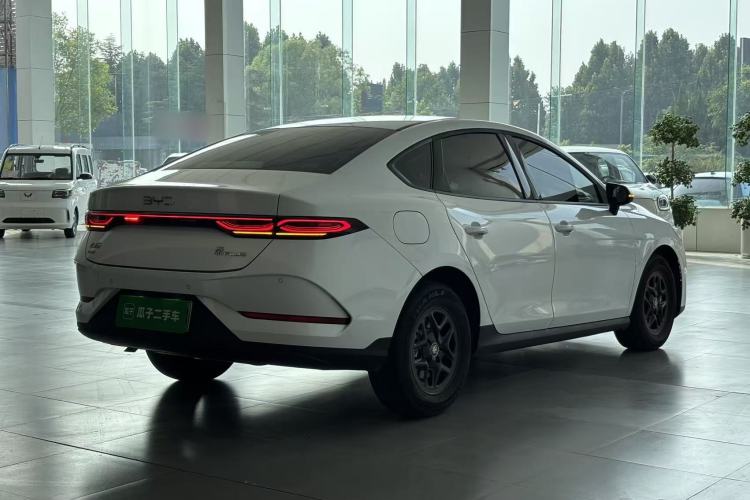 Used BYD Qin PLUS 2025 DM-i Smart Drive 55KM Leading Model Rear Right 45 Deg