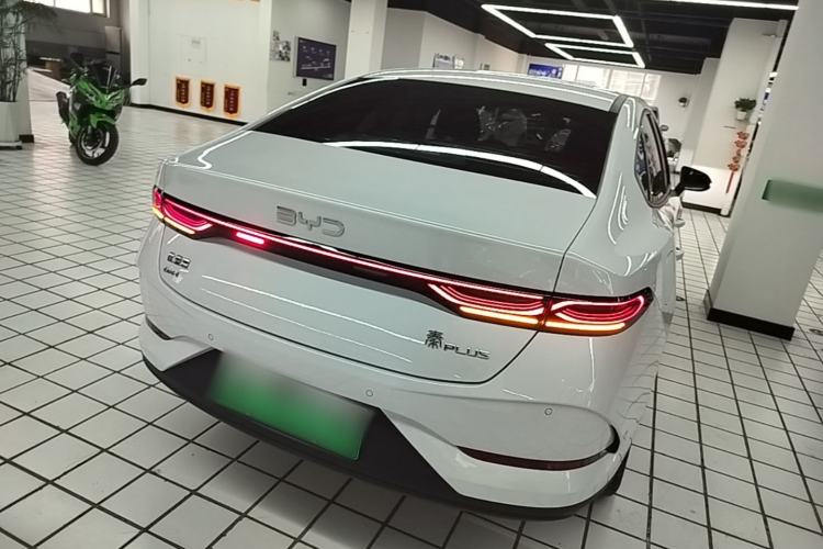Used BYD Qin PLUS 2025 DM-i Smart Drive 55KM Leading Model Rear Right 45 Deg