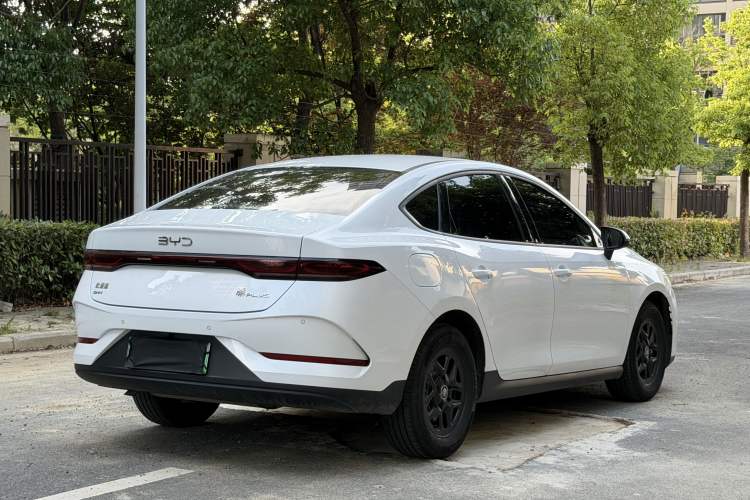 Used BYD Qin PLUS 2025 DM-i Smart Drive 55KM Leading Model Rear Right 45 Deg