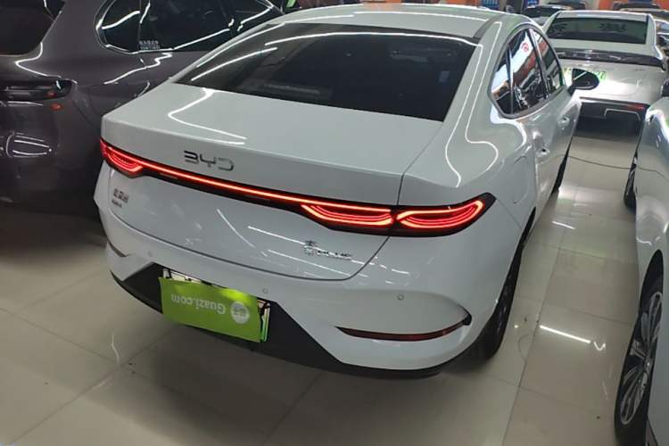 Used BYD Qin PLUS 2025 DM-i Smart Drive 55KM Leading Model Rear Right 45 Deg