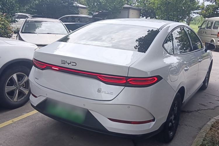 Used BYD Qin PLUS 2025 DM-i Smart Drive 55KM Leading Model Rear Right 45 Deg