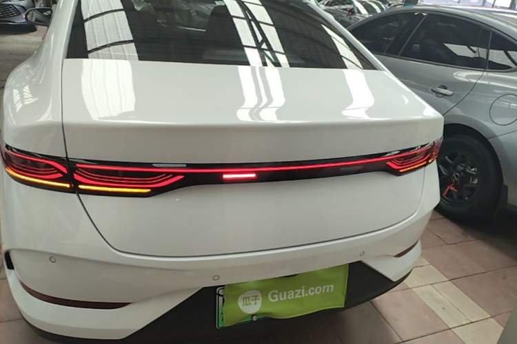 Used BYD Qin PLUS 2025 DM-i Smart Drive 55KM Leading Model Rear