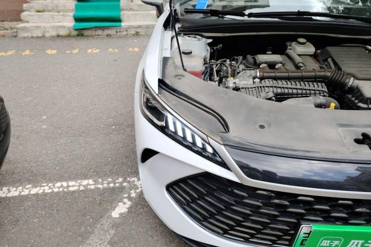 Used BYD Qin PLUS 2025 DM-i Smart Drive 55KM Leading Model Right Front Headlight
