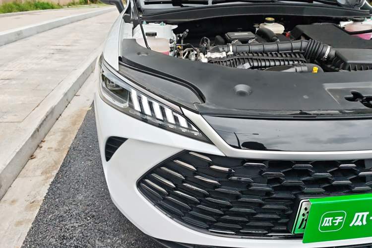 Used BYD Qin PLUS 2025 DM-i Smart Drive 55KM Leading Model Right Front Headlight