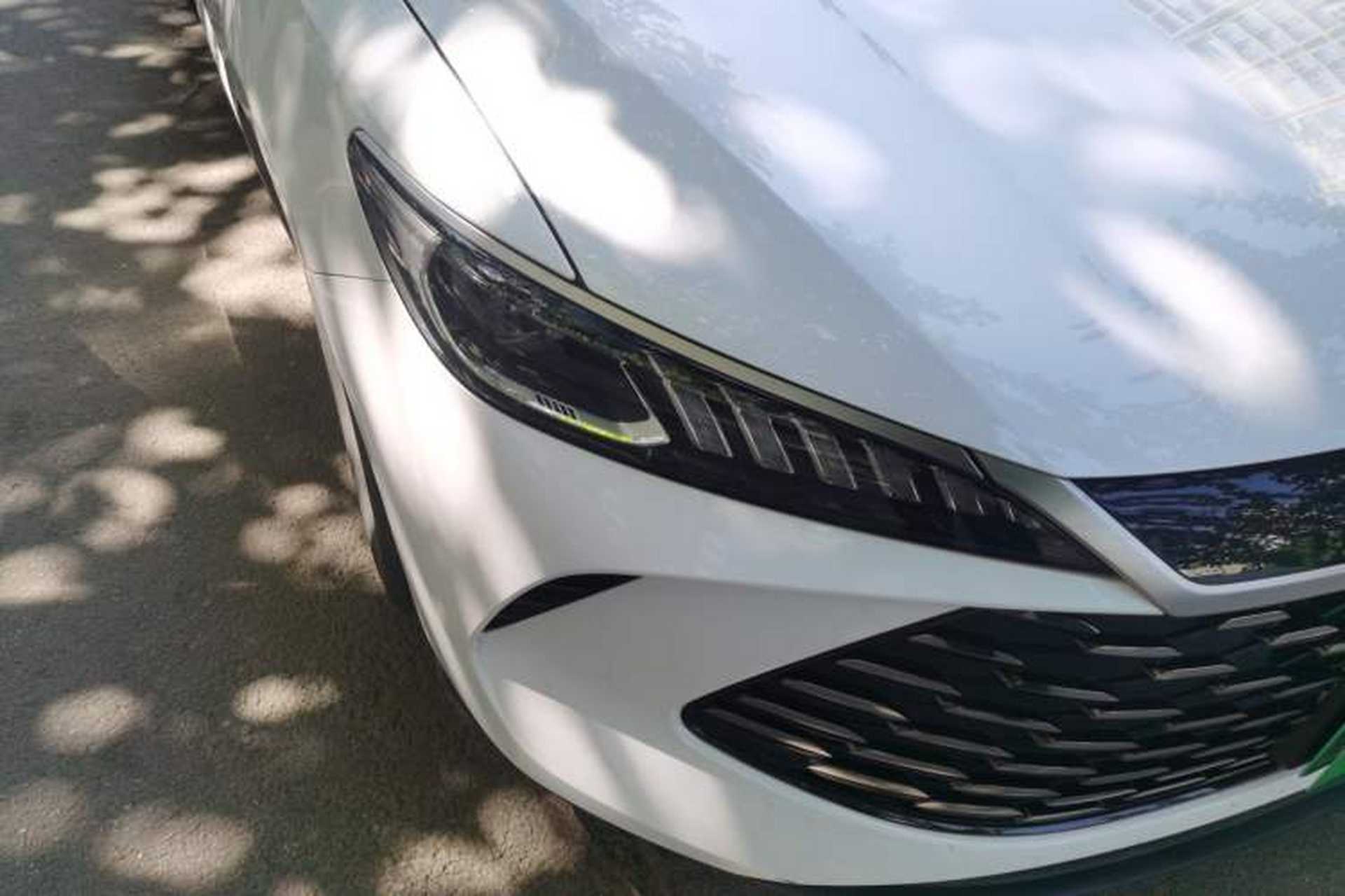 Used BYD Qin PLUS 2025 DM-i Smart Drive 55KM Leading Model Right Front Headlight